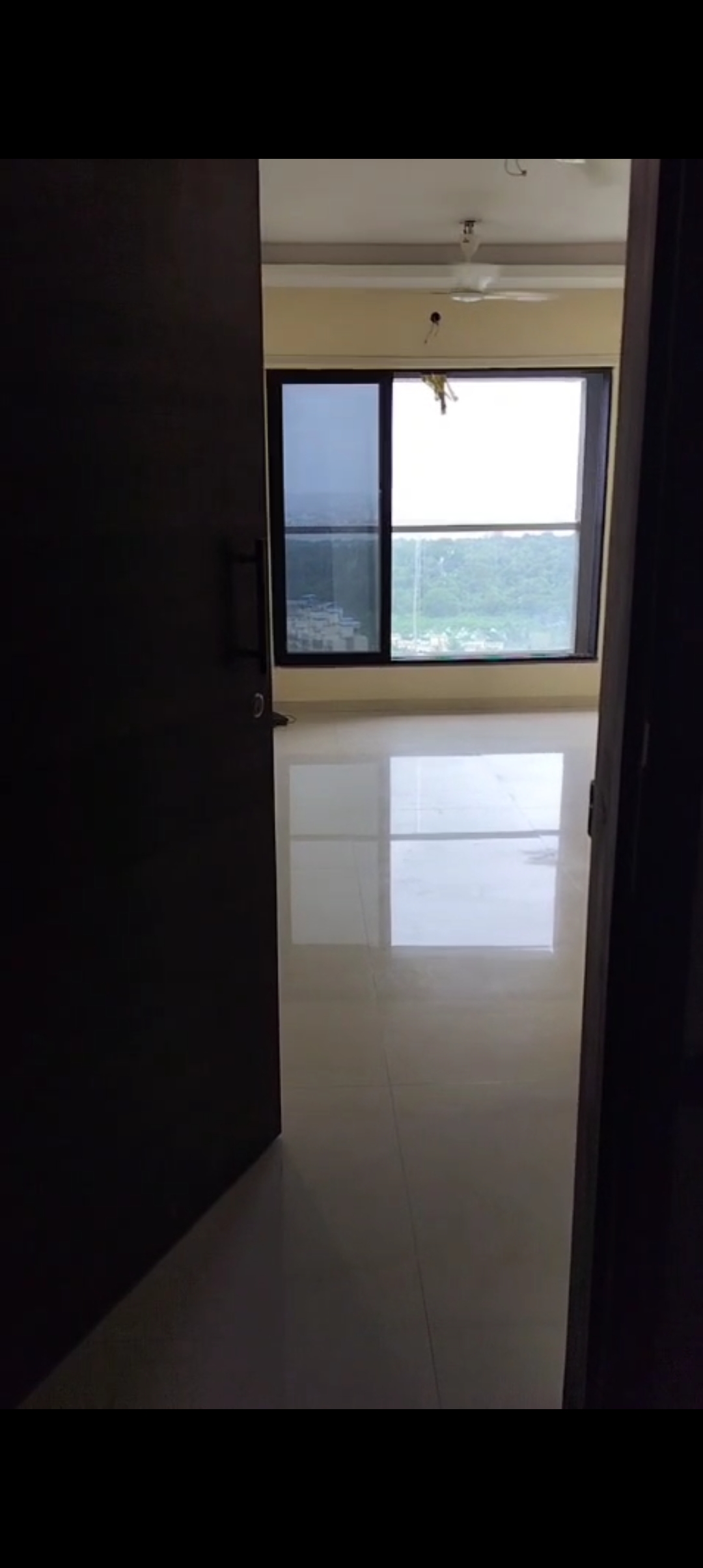 1.5 BHK Apartment For Rent in Dosti Desire