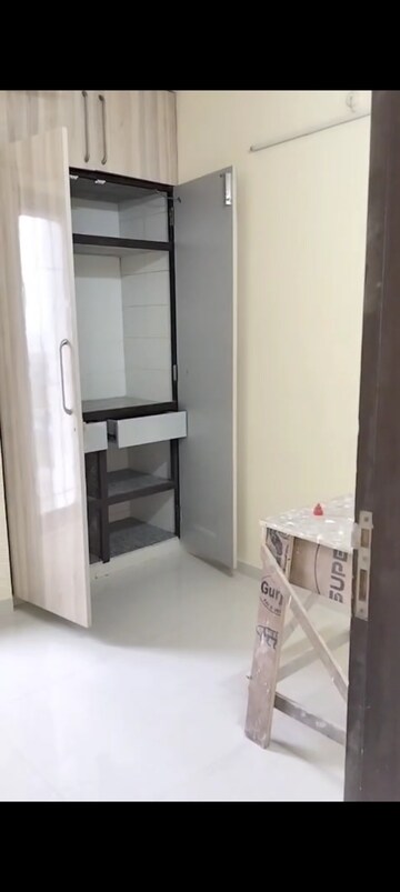 Bathroom in 1.5 BHK Apartment at Dosti Desire, Brahmand – for Rent