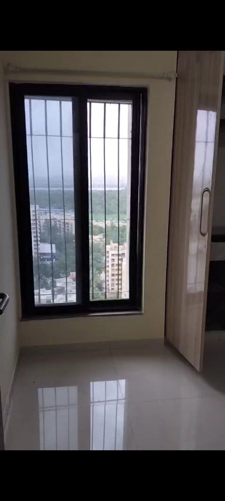 Room, dosti-desire 1.5 Bedroom 490 Sq.Ft. Apartment In Brahmand Thane 9007277