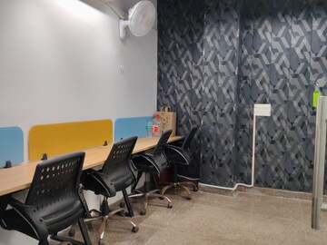  Office Space For Rent in Sector 4