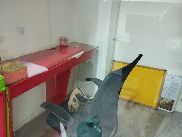 Team Area, rustomjee-eaze-zone-mall Commercial Office Space 150 Sq.Ft. In Malad West Mumbai 9007312