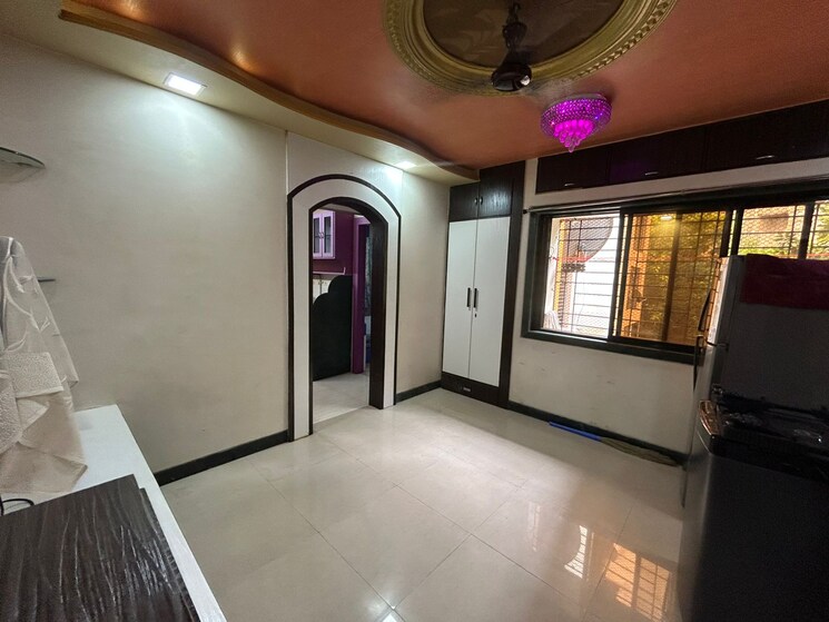 Room, sukur-residency-b1-chs-ltd 1 Bedroom 450 Sq.Ft. Apartment In Kasarvadavali Thane 9007338