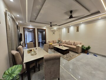 Team Area in 3 BHK Builder Floor at Palm Residency Chhatarpur, Chattarpur – for Rent