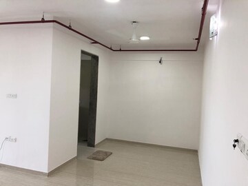 Room in 1 BHK Apartment at Sheth Vasant Oasis, Andheri East – for Rent