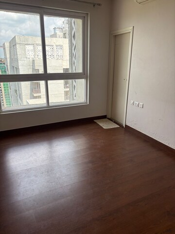 Room in 4 BHK Apartment at Central Park 3 Flower Valley, Sohna Sector 33 – for Sale