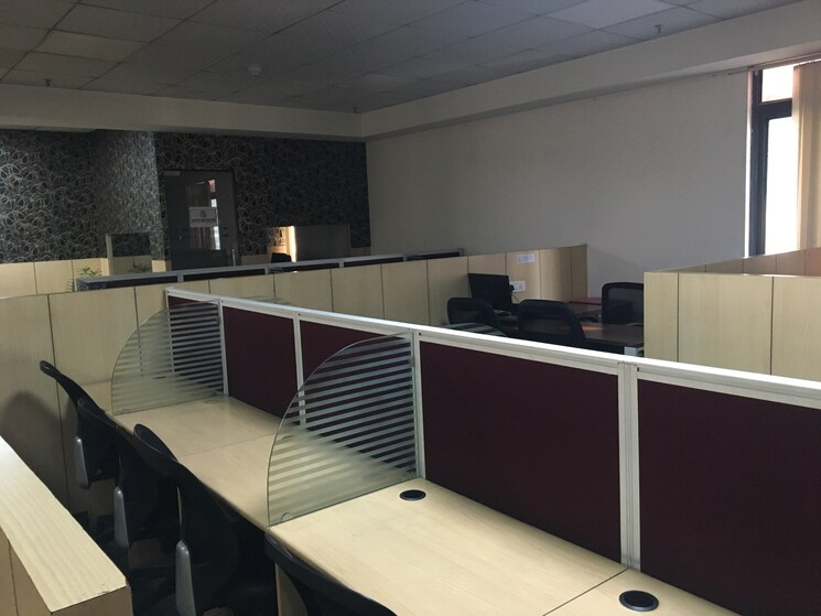 Team Area, sector 65 Commercial Office Space 4000 Sq.Ft. In Sector 65 Noida 9007441