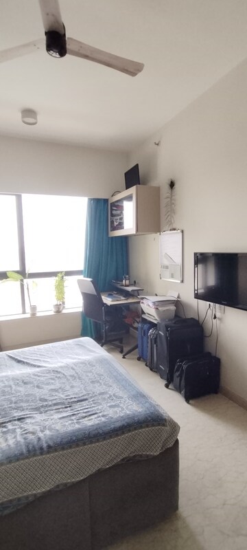 Master Bedroom in 2 BHK Apartment at Shapoorji Pallonji Vicinia, Powai – for Rent