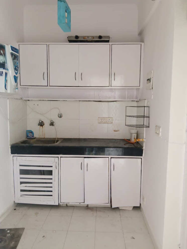 Kitchen, palam-vihar-residents-association 2 Bedroom 1300 Sq.Ft. Builder Floor In Palam Vihar Gurgaon 9007473