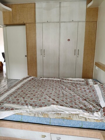 Bedroom in 2 BHK Apartment at Garden Avenue, Nerul Sector 21 – for Rent