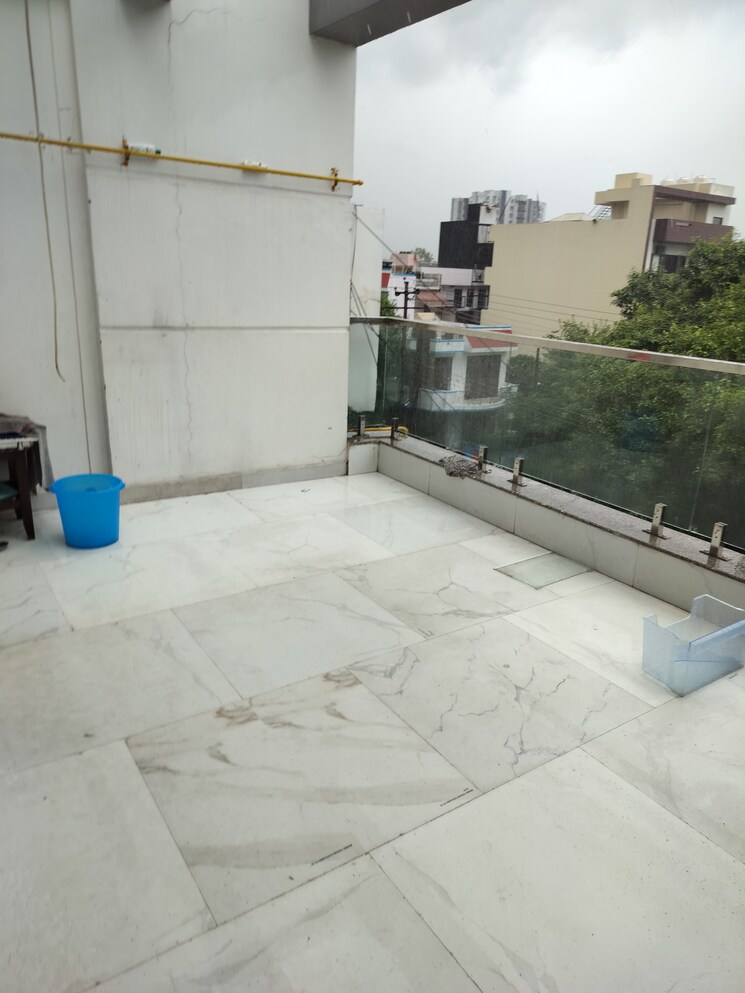 Balcony, rwa-apartments-sector-52 2 Bedroom 1050 Sq.Ft. Independent House In Sector 52 Noida 9007484