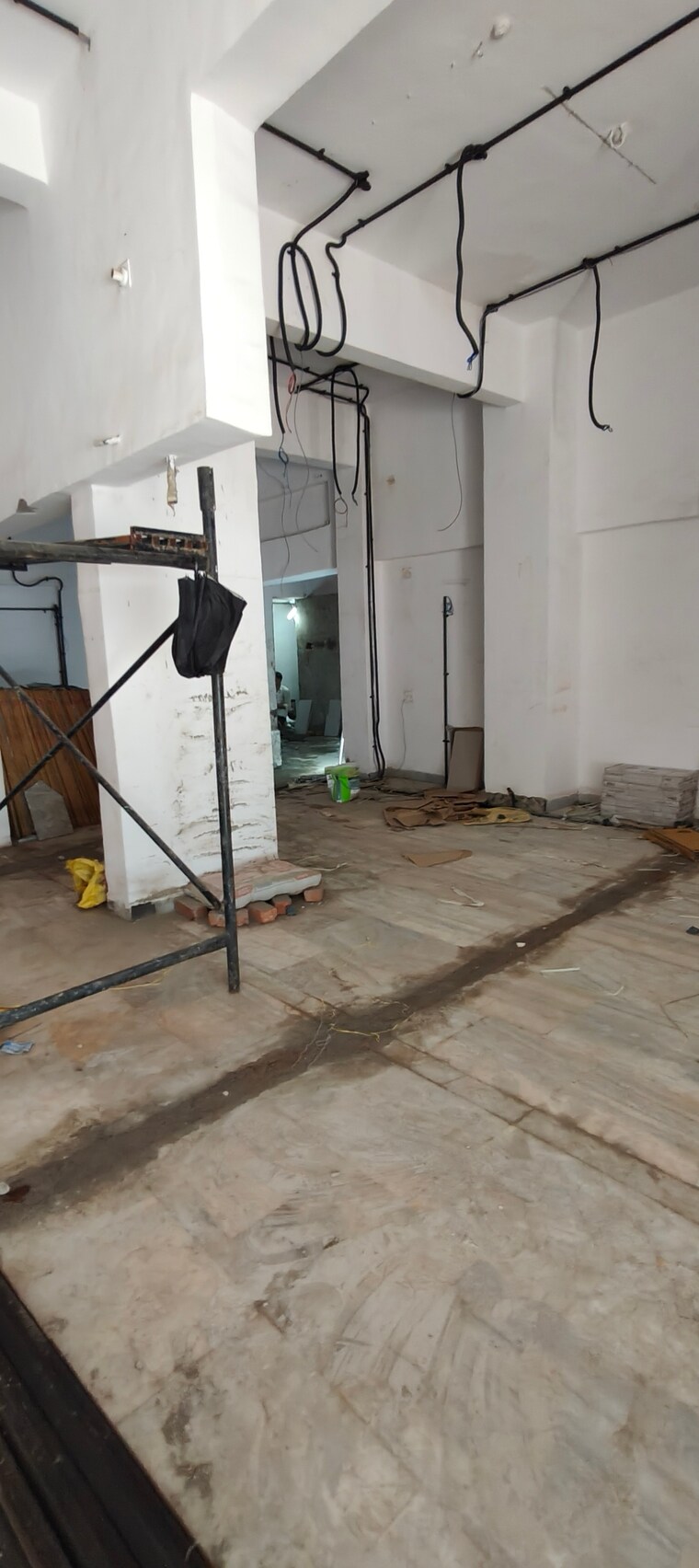 Balcony, fine-lotus Commercial Showroom 2000 Sq.Ft. In Cbd Belapur Sector 15 Navi Mumbai 9007503