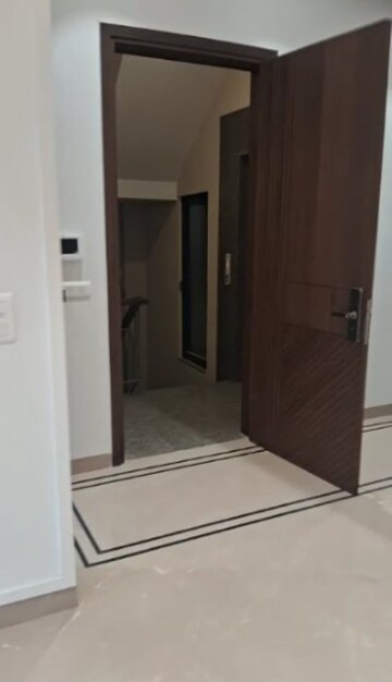  3 BHK Builder Floor at Jangpura – for Sale