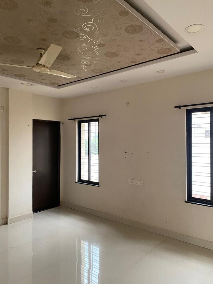 Room, pratap nagar 3 Bedroom 1300 Sq.Ft. Apartment In Pratap Nagar Nagpur 9007501