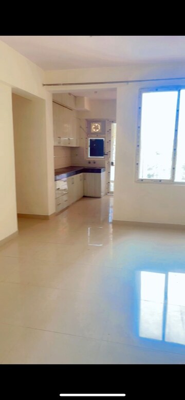 Room in 2 BHK Apartment at Shree Vardhman Green Court, Sector 90 – for Rent