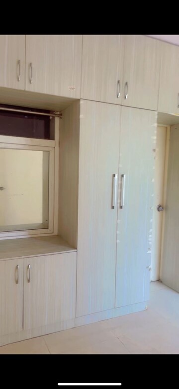 Furnished Amenities in 2 BHK Apartment at Shree Vardhman Green Court, Sector 90 – for Rent
