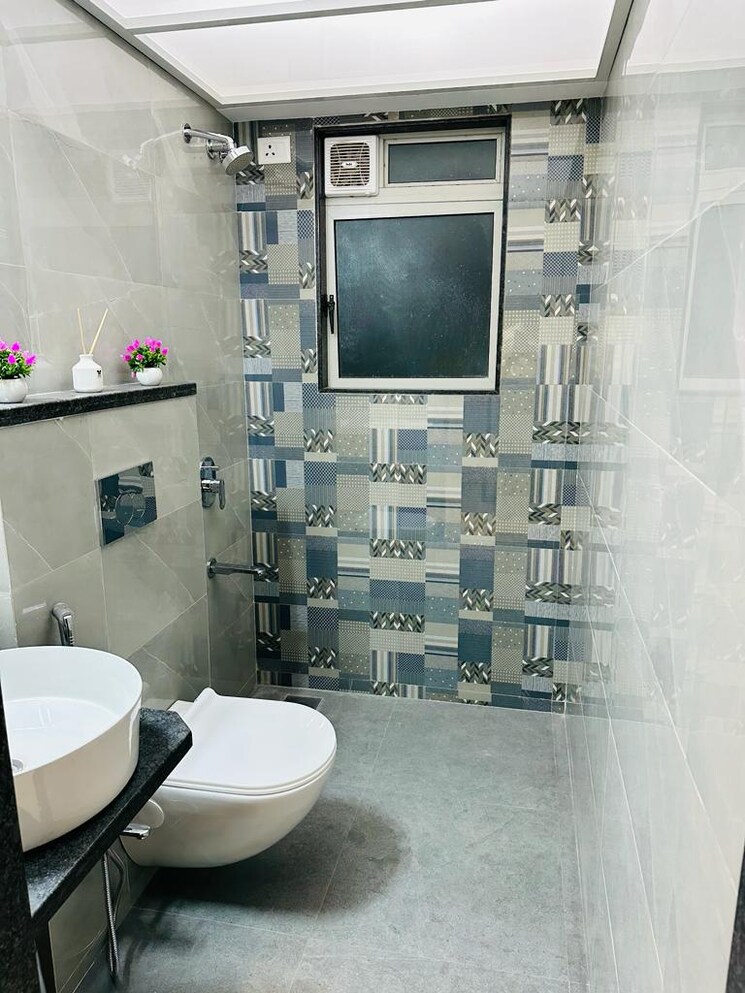 Bathroom, veena-smart-homes 2 Bedroom 586 Sq.Ft. Apartment In Kandivali West Mumbai 9007557