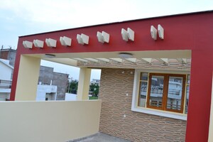 2 BHK Independent House – Exterior View View at Gomti Nagar - for Sale