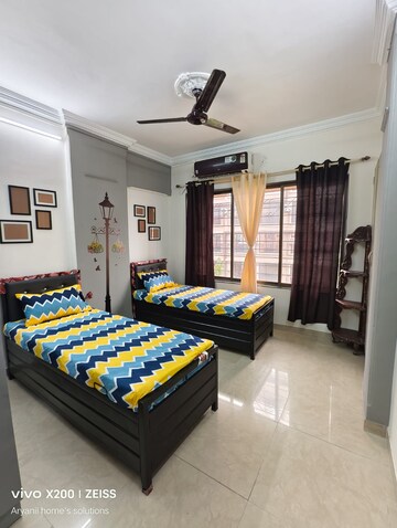 Bedroom in  Pg at Santacruz East – for Rent
