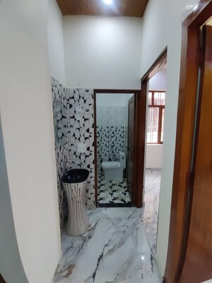 Room in 3 BHK Independent House at Shimla Bypass Road – for Sale