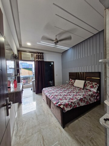 Bedroom in 3 BHK Builder Floor at Shakti Khand 2 – for Rent