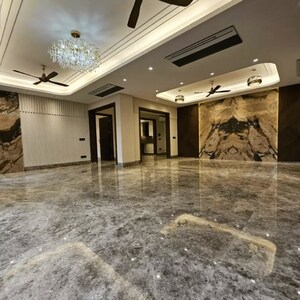 4 BHK Builder Floor – Exterior View View at South Extension ii - for Sale