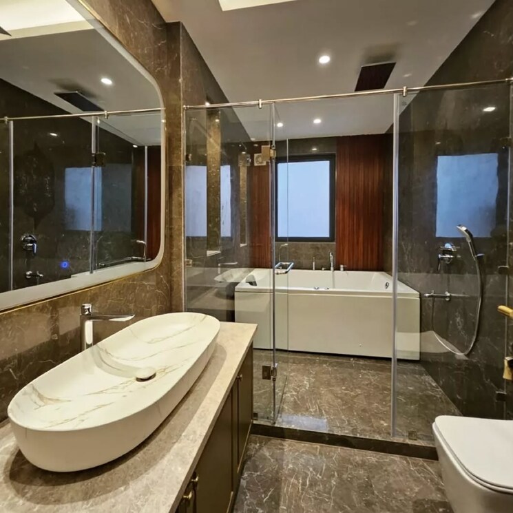 Team Area, south extension ii 4 Bedroom 45000 Sq.Ft. Builder Floor In South Extension ii Delhi 9007630