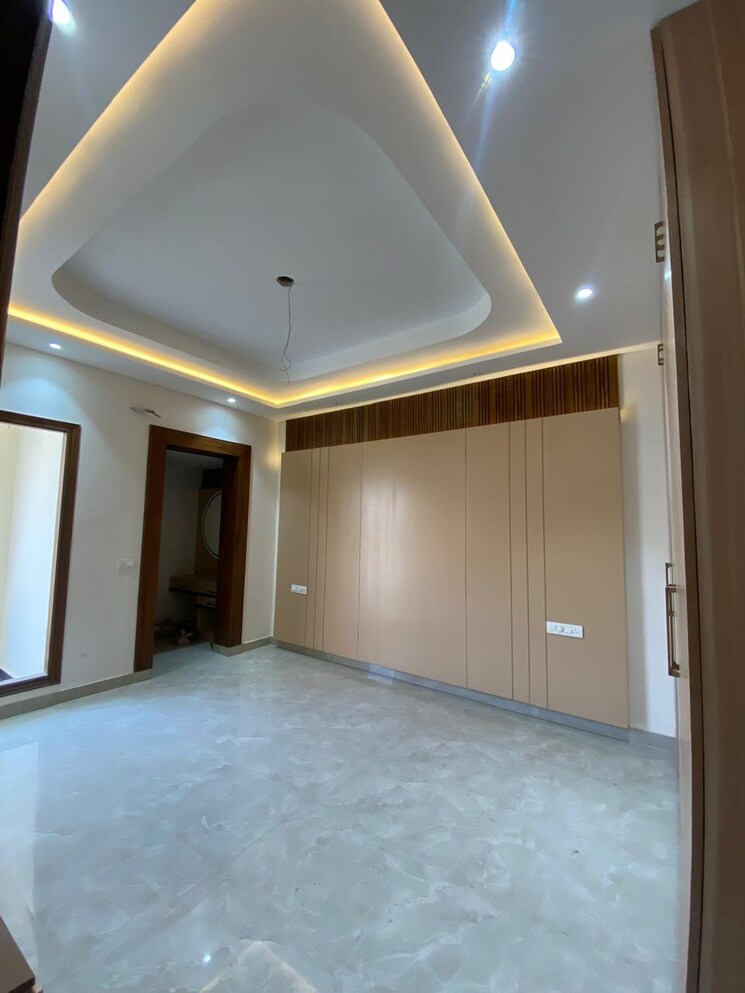 Bedroom, sector 89 6 Bedroom 300 Sq.Yd. Independent House In Sector 89 Mohali 9007642