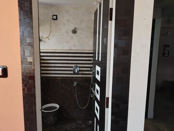 Bathroom in 1 BHK Apartment at Morabadi – for Rent
