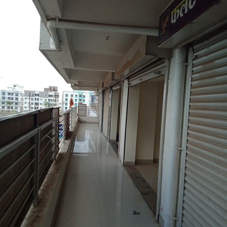 Balcony, narhe Commercial Shop 200 Sq.Ft. In Narhe Pune 9007674