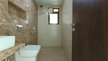 Bathroom in 3.5 BHK Apartment at Celestia Spaces, Parel – for Rent