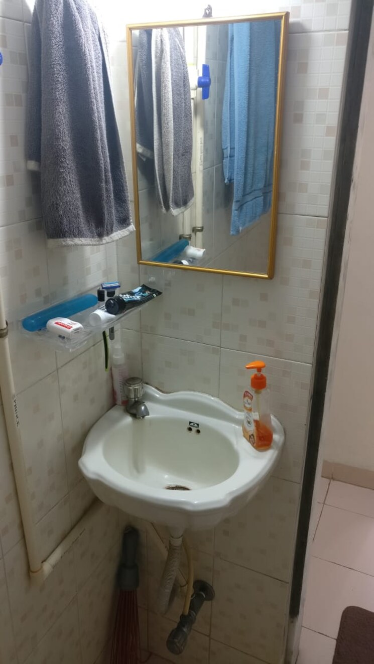 Bathroom, kaveri-chs-kharghar 1 Bedroom 660 Sq.Ft. Apartment In Kharghar Navi Mumbai 9007687