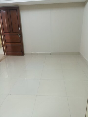 Room in 2 BHK Builder Floor at Koramangala – for Rent