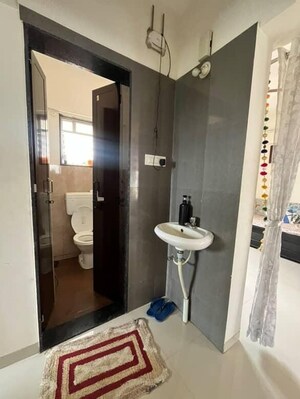 Team Area in 1 BHK Apartment at Warje – for Rent