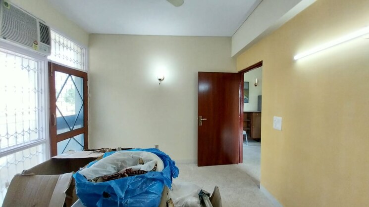 Bedroom, mayur vihar phase 1 3.5 Bedroom 1600 Sq.Ft. Apartment In Mayur Vihar Phase 1 Delhi 9007740