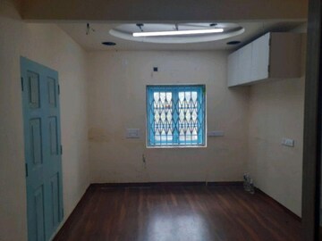 Room in  Office Space at Rehmat Building Dadar East, Dadar East – for Rent