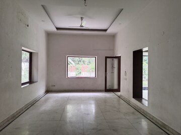 Room in 6+ BHK Independent House at Boutique Residential Apartments C-1 9, Hauz Khas – for Rent