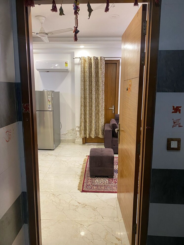 Living Room, vasant kunj enclave 3 Bedroom 1050 Sq.Ft. Builder Floor In Vasant Kunj Enclave Delhi 9007894