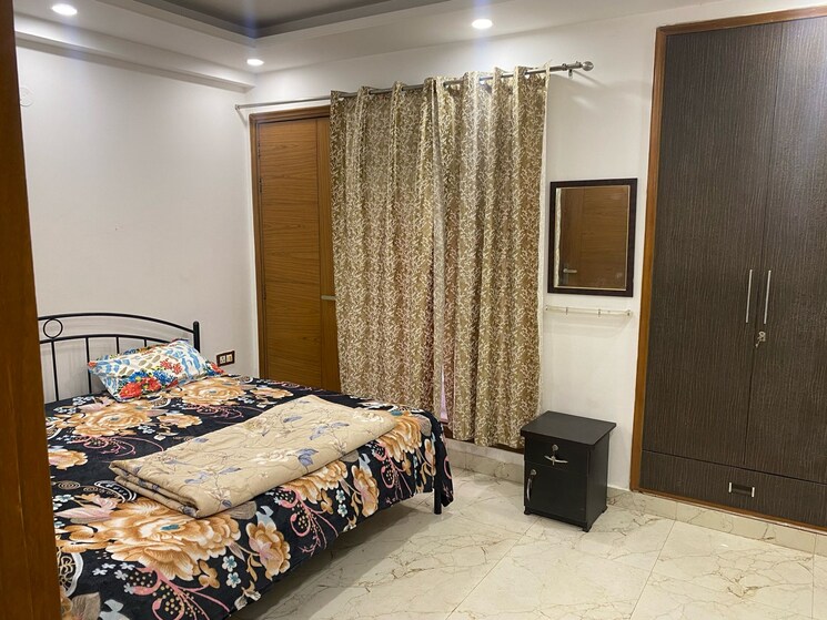 Bedroom, vasant kunj enclave 3 Bedroom 1050 Sq.Ft. Builder Floor In Vasant Kunj Enclave Delhi 9007894