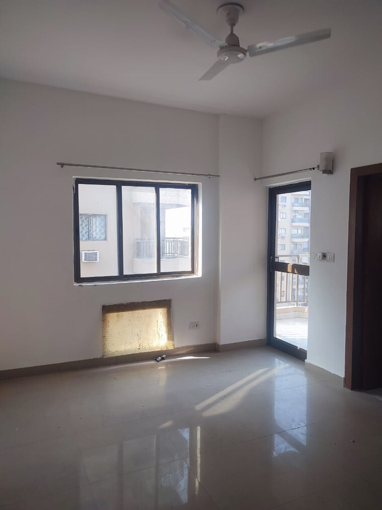 Room, ardee-city-palm-grove-heights 3.5 Bedroom 2035 Sq.Ft. Apartment In Sector 52 Gurgaon 9007892