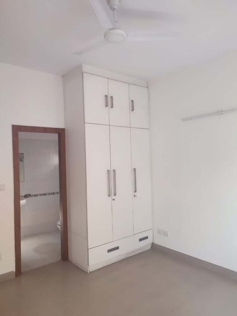 Room, ardee-city-palm-grove-heights 3.5 Bedroom 2035 Sq.Ft. Apartment In Sector 52 Gurgaon 9007892
