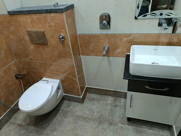 Bathroom in 3 BHK Builder Floor at Indraprastha – for Rent