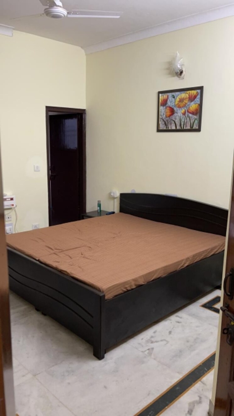 Bedroom, milestone-32nd-avenue 3 Bedroom 1800 Sq.Ft. Builder Floor In Sector 15 Gurgaon 9007934