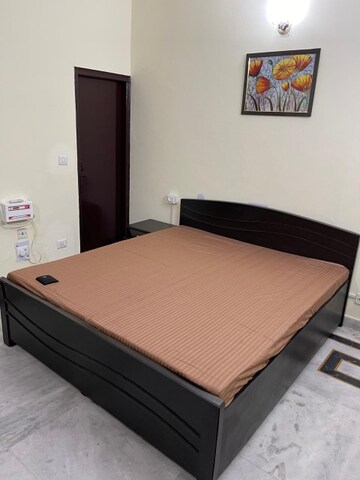 Bedroom in 3 BHK Builder Floor at Milestone 32nd Avenue, Sector 15 – for Rent