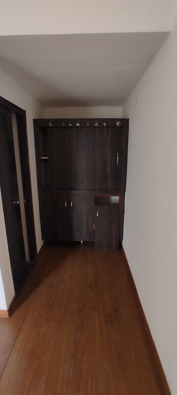 Room in 3 BHK Apartment at Faizabad Road – for Rent