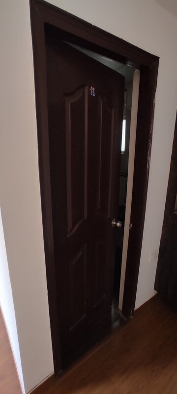Furnished Amenities in 3 BHK Apartment at Faizabad Road – for Rent