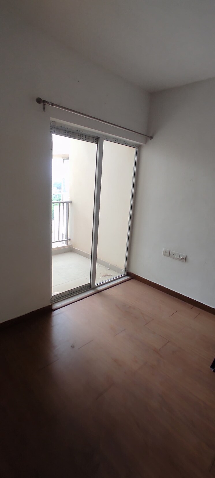 Room, faizabad road 3 Bedroom 1605 Sq.Ft. Apartment In Faizabad Road Lucknow 9007959