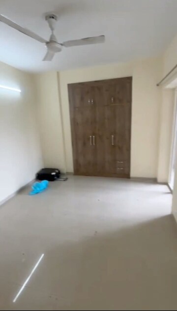 Room in 2 BHK Apartment at Shri Radha Sky Gardens, Sector 16b Greater Noida – for Rent