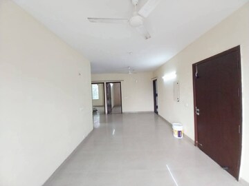 Building Lobby in 3 BHK Builder Floor at Unitech Woodstock Floors, Sector 50 – for Rent