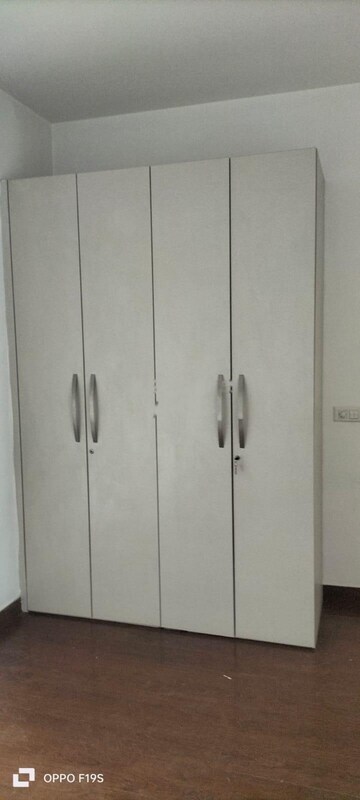 Furnished Amenities in 3 BHK Apartment at Mapsko Mount Ville, Sector 79 – for Rent