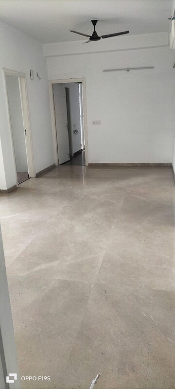 Room in 3 BHK Apartment at Mapsko Mount Ville, Sector 79 – for Rent